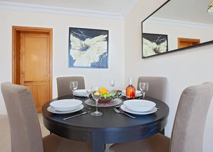 Caleton Blanco, Apartament *